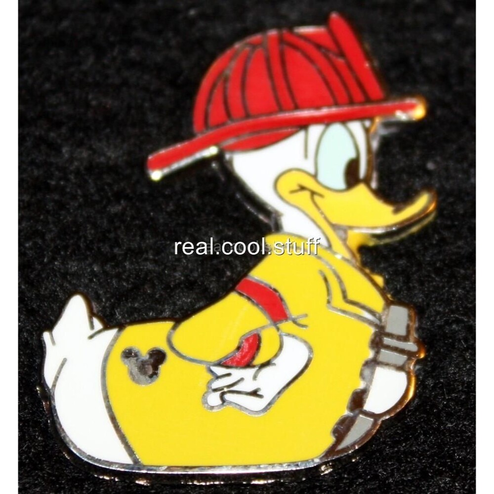 WDW - Hidden Mickey 2007 Series 2 - Fire Fighter Donald